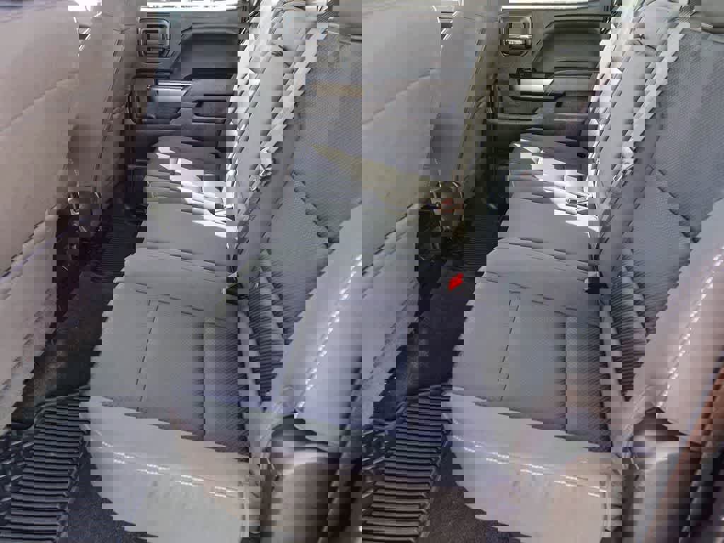 Used 2018 Chevrolet Silverado 1500 LT w/ All Star Edition image 17