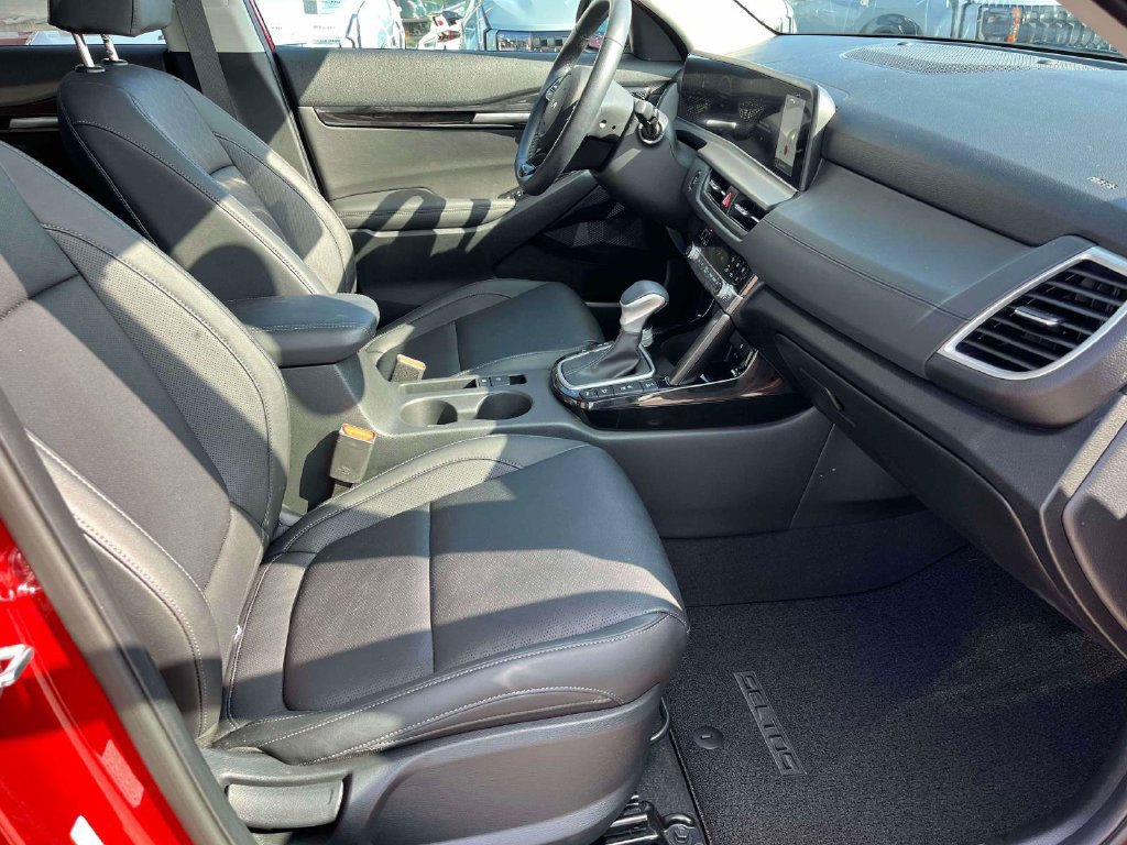 Certified 2026 Kia Seltos SX w/ SX Sunroof Package AWD/4WD image 13