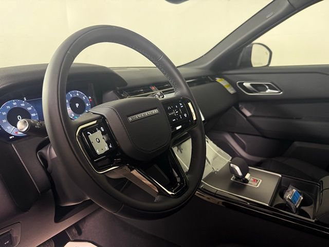 Certified 2026 Land Rover Range Rover Velar S AWD/4WD image 8