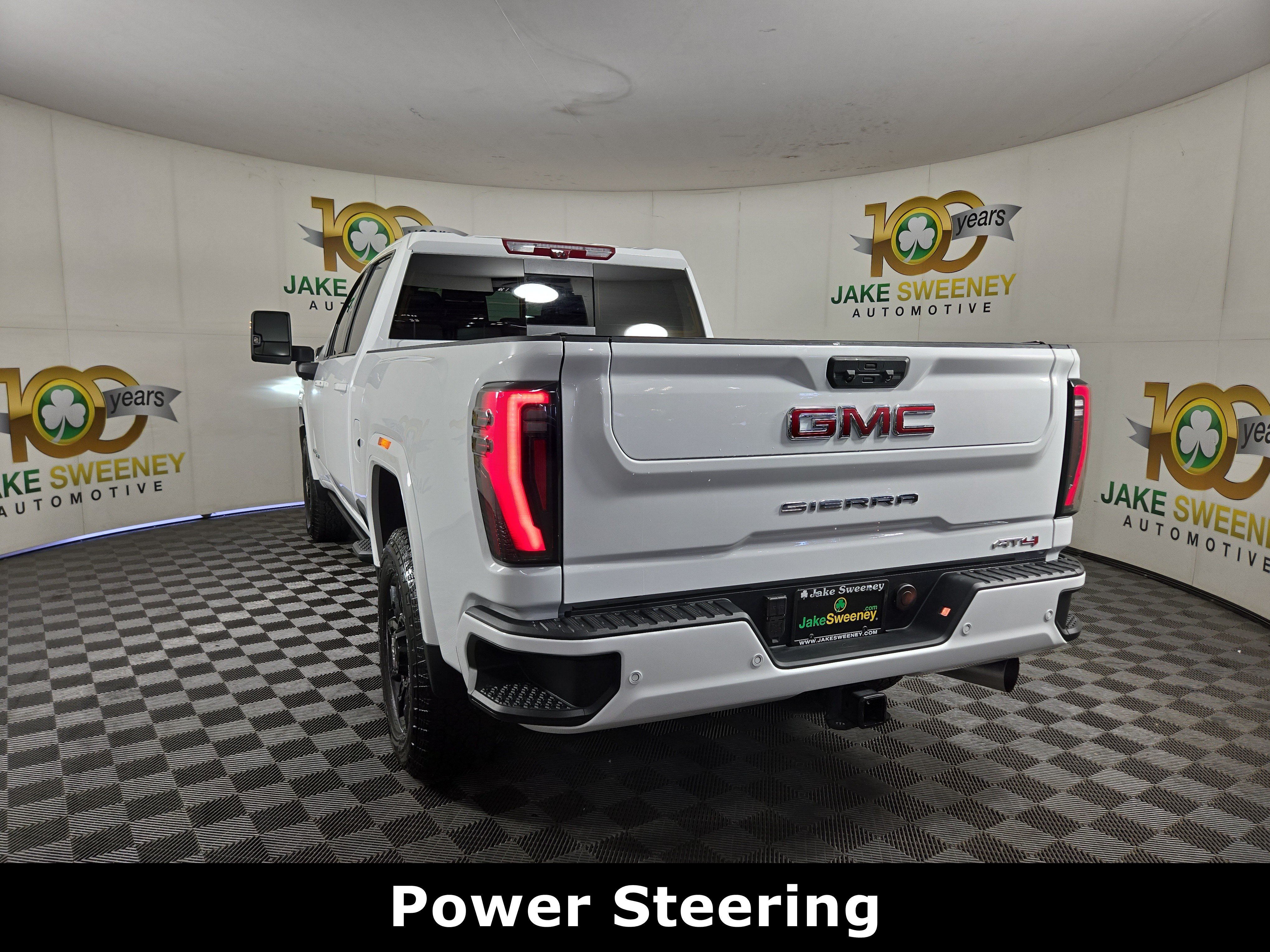 Used 2026 GMC Sierra 2500 AT4 w/ AT4 Premium Plus Package AWD/4WD image 6