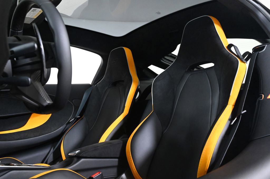 New 2026 McLaren GTS RWD image 16