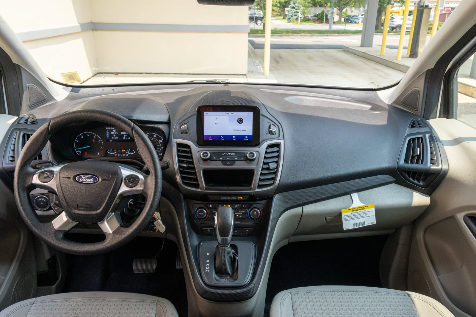 Used 2022 Ford Transit Connect XLT FWD image 5