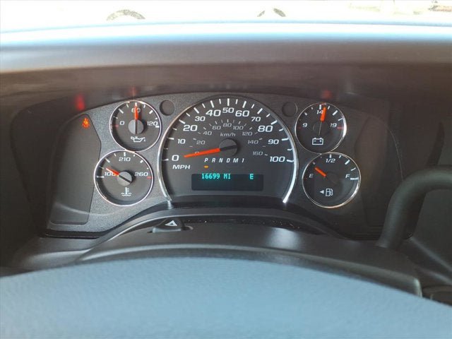 Used 2025 Chevrolet Express 3500 LT w/ LT Preferred Equipment Group RWD image 16