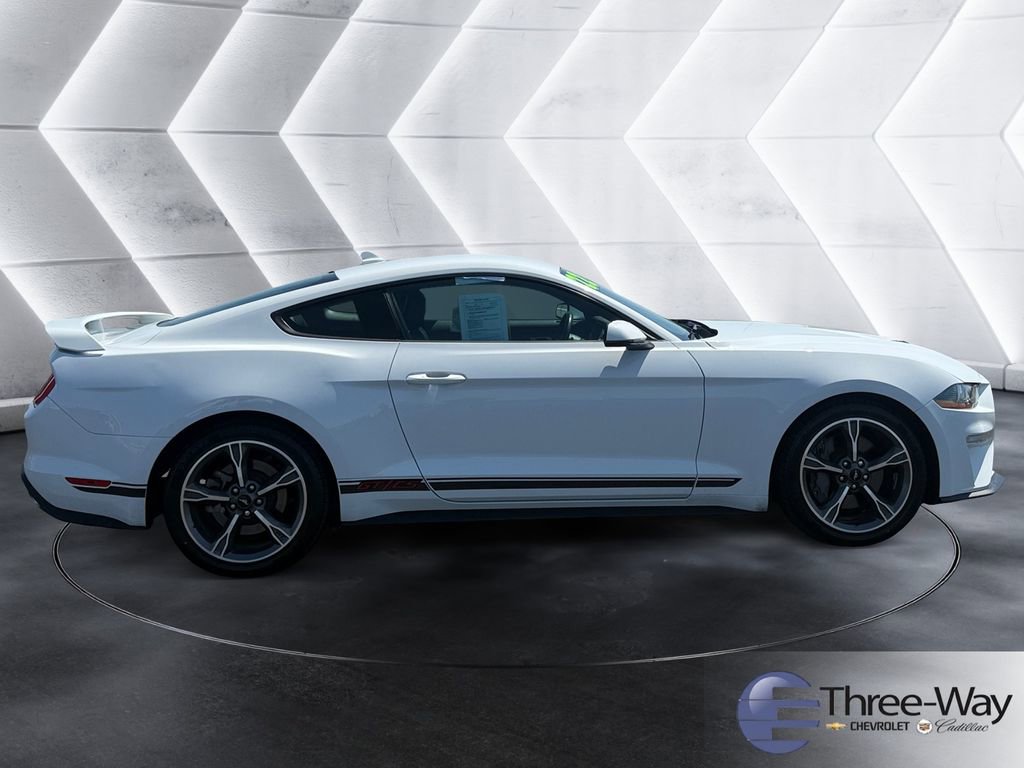 Used 2022 Ford Mustang GT Premium w/ Equipment Group 401A RWD image 6