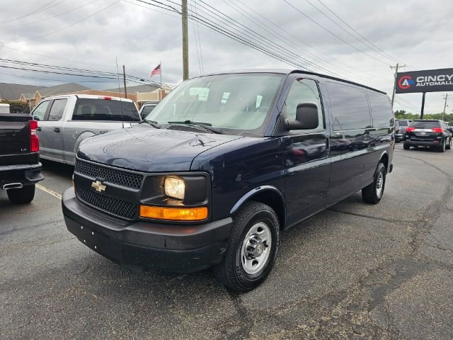 Used 2009 Chevrolet Express 3500 Extended image 1