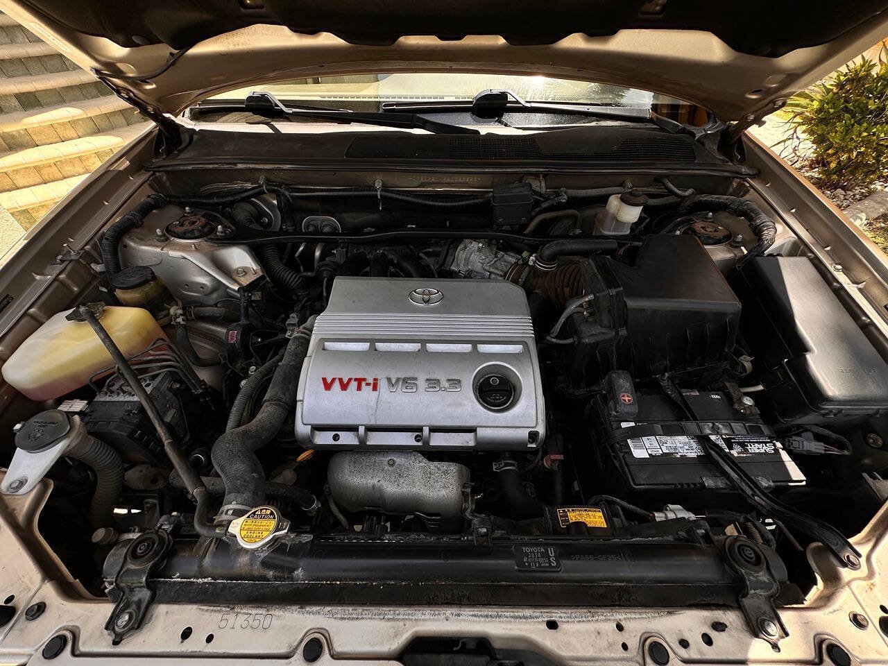 Used 2005 Toyota Highlander 2WD V6 w/ 3rd Row image 9