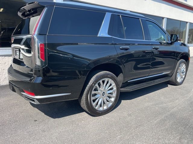 Used 2024 Cadillac Escalade Premium Luxury image 6