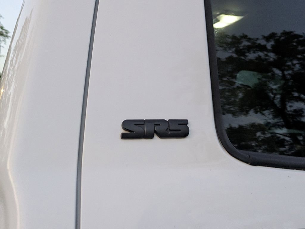 Used 2020 Toyota Tundra SR5 w/ SR5 Upgrade Package AWD/4WD image 9