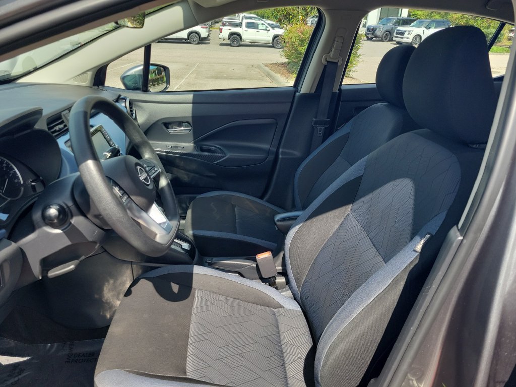 Certified 2025 Nissan Versa SV FWD image 16
