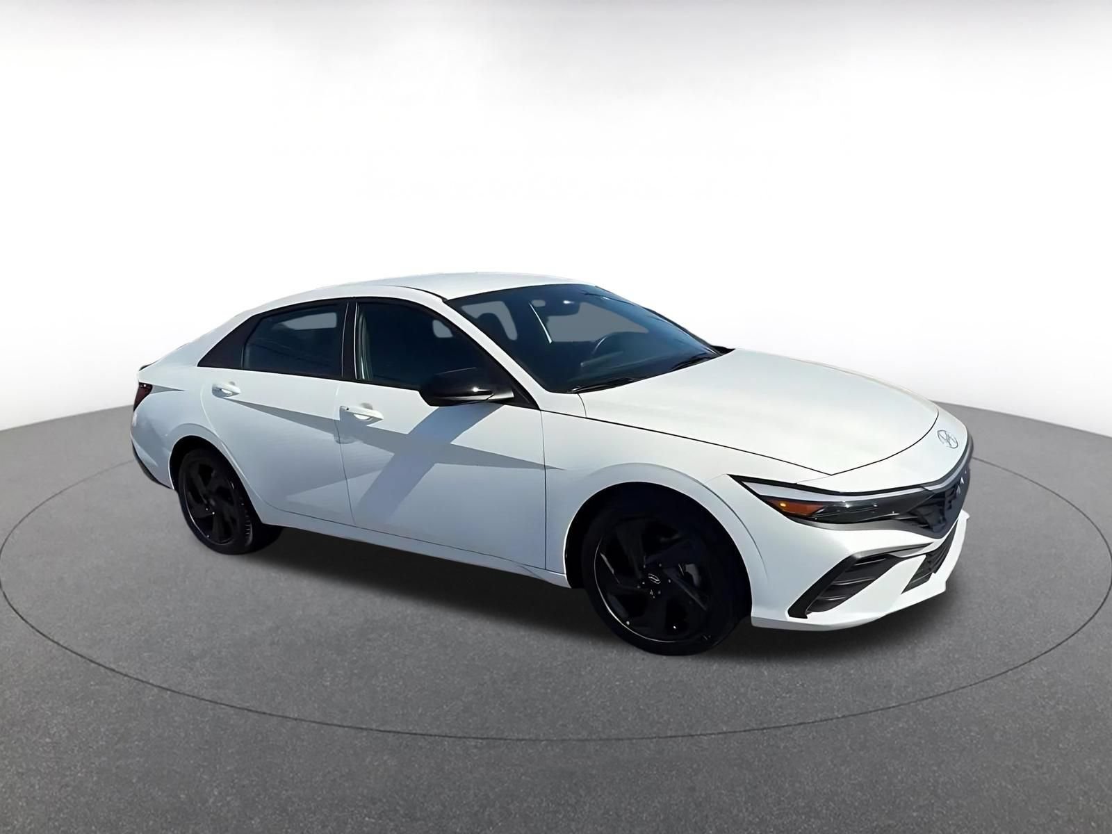 Used 2026 Hyundai Elantra Sport FWD video 2