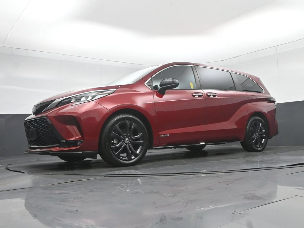 Used 2021 Toyota Sienna XSE FWD image 66