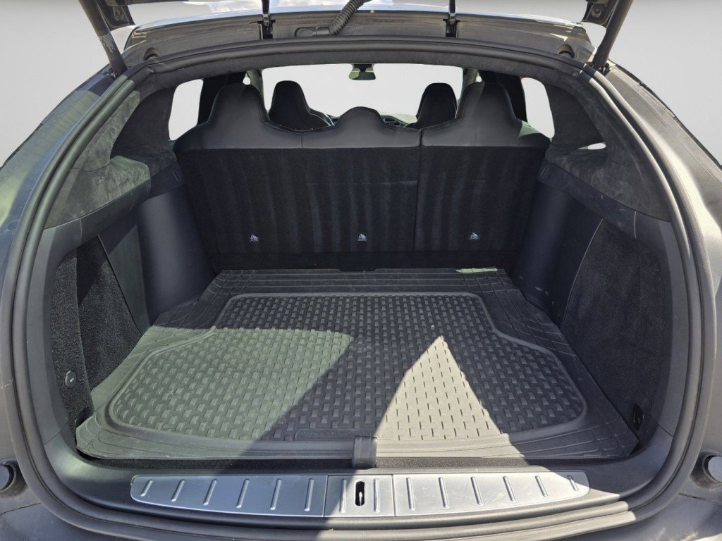 Used 2017 Tesla Model X 100D image 30