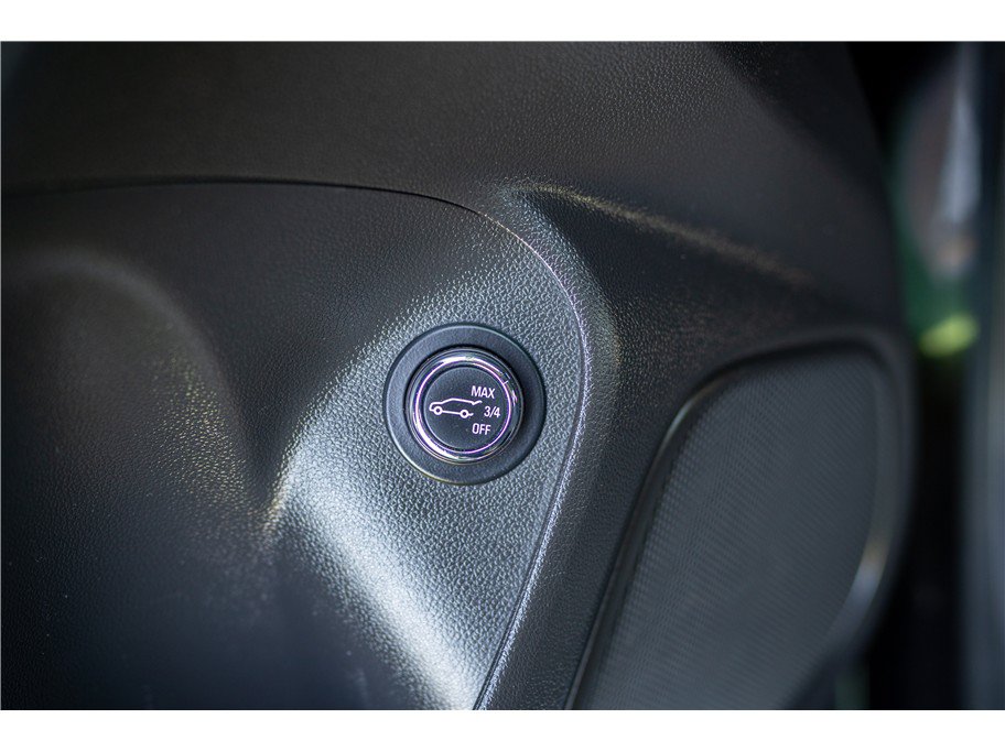 Used 2023 Buick Encore GX Select w/ Sport Touring Package FWD image 24