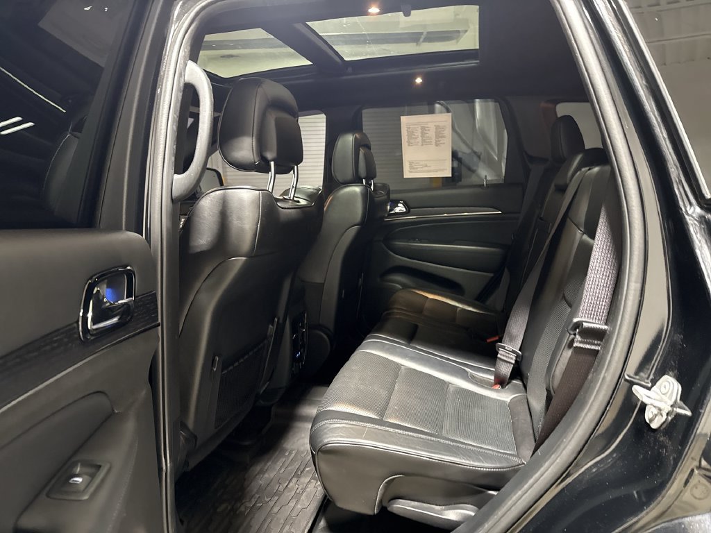 Used 2019 Jeep Grand Cherokee High Altitude AWD/4WD image 24