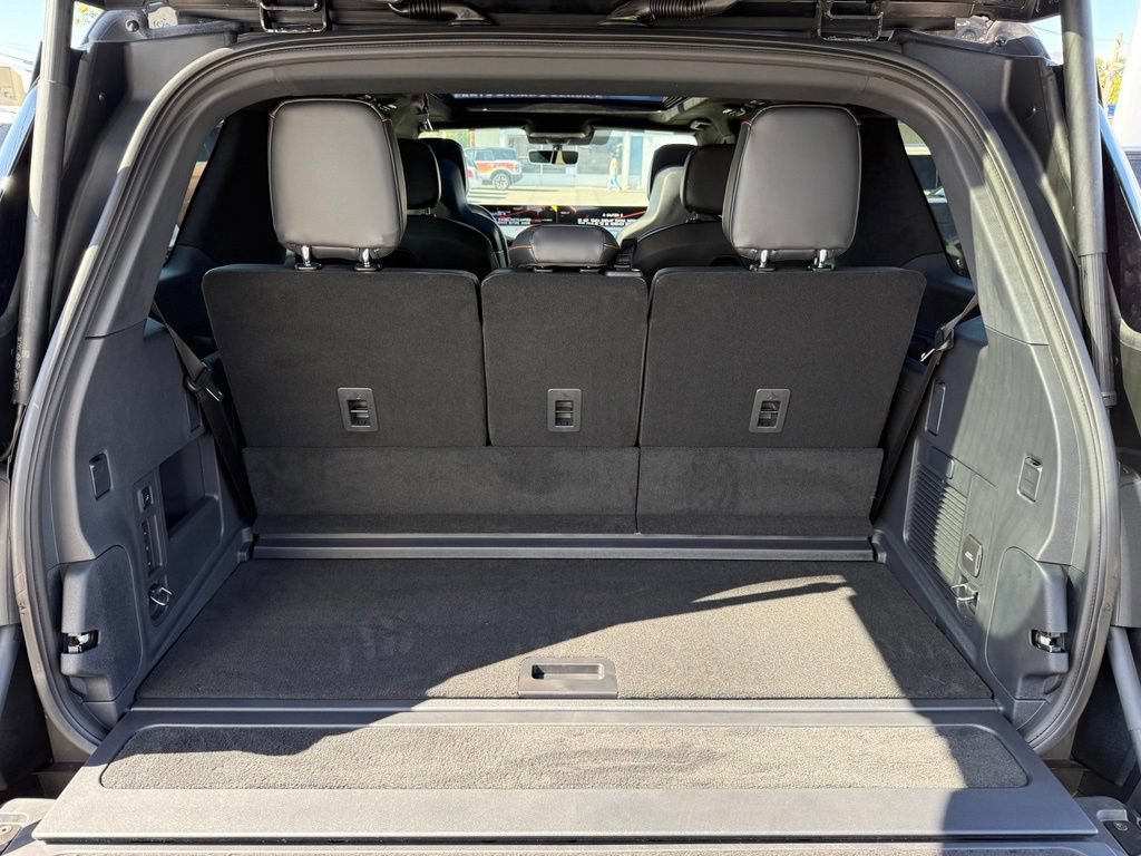 New 2027 Lincoln Navigator Black Label AWD/4WD image 31