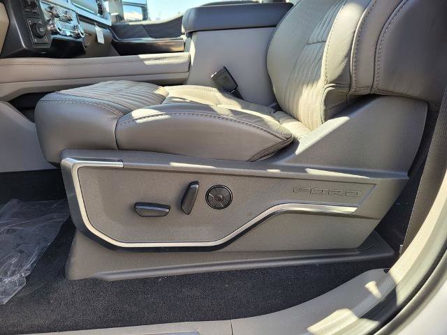 New 2025 Ford F350 Platinum w/ Platinum Plus Package image 11