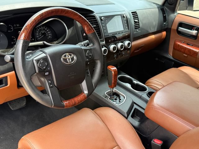 Used 2021 Toyota Sequoia Platinum AWD/4WD image 10