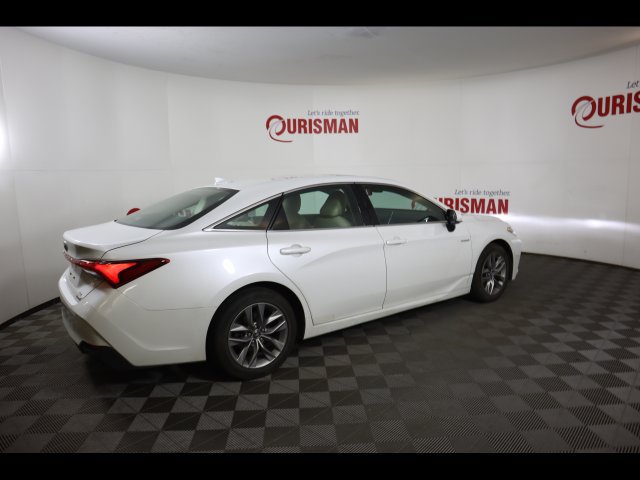 Used 2020 Toyota Avalon XLE w/ Moonroof Package FWD image 26