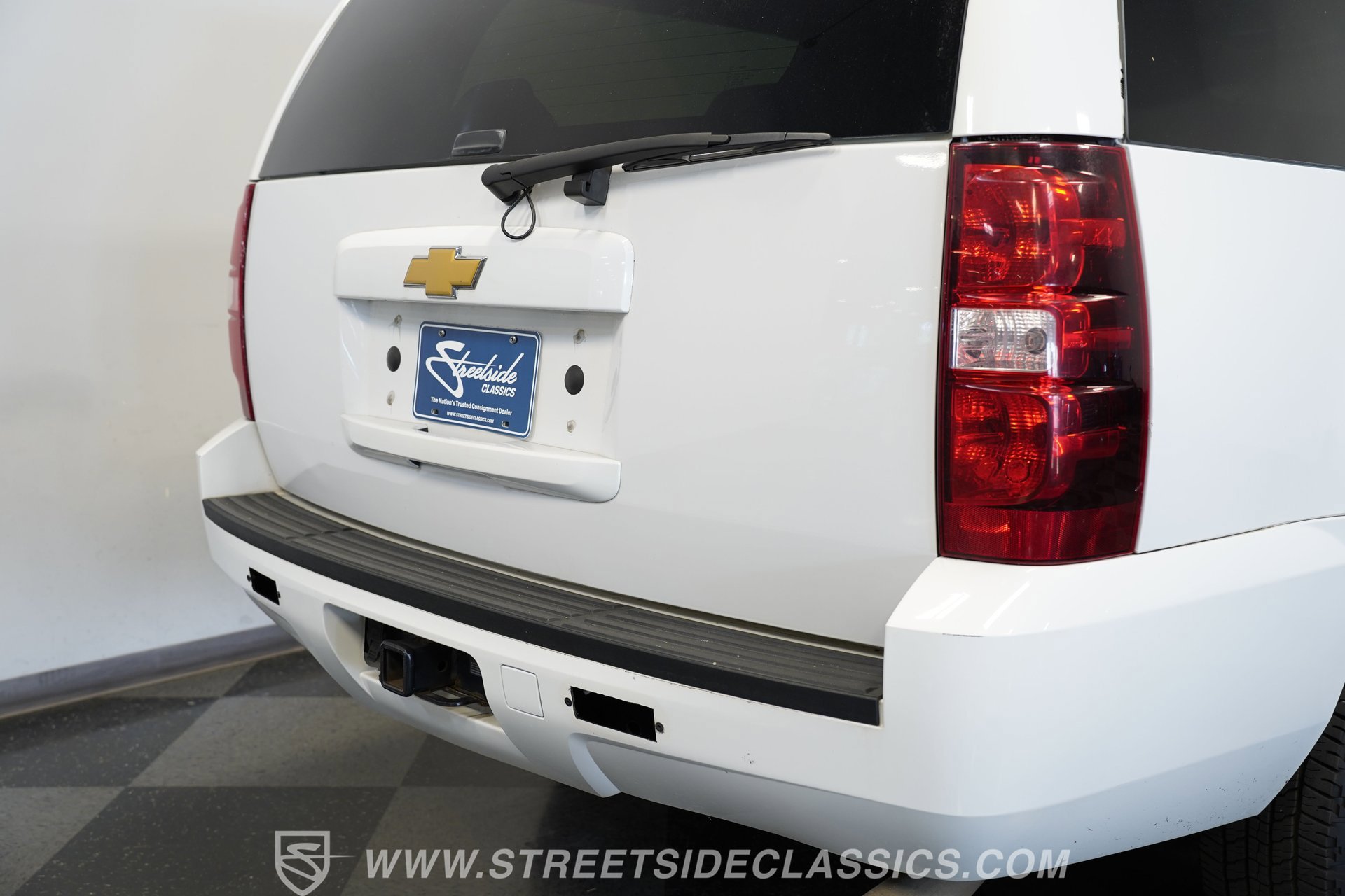 Used 2013 Chevrolet Suburban 2500 AWD/4WD image 31
