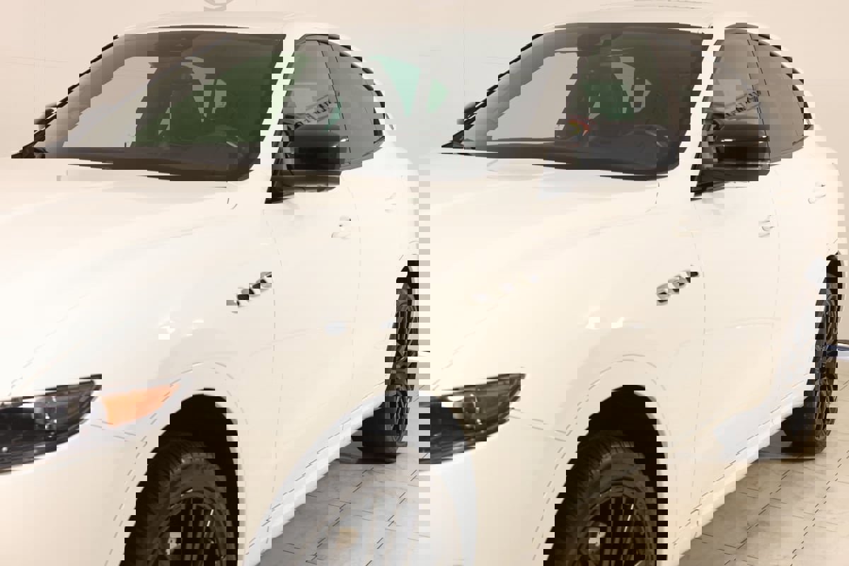 Used 2021 Maserati Levante GTS image 47