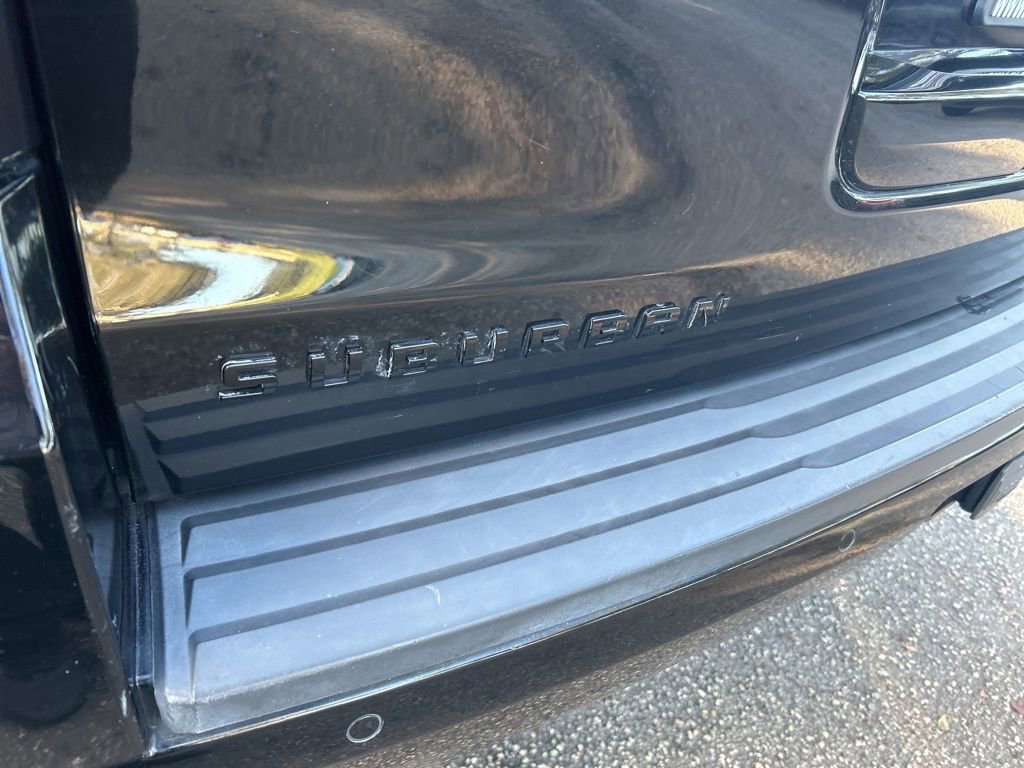 Used 2019 Chevrolet Suburban LS w/ Enhanced Driver Alert Package image 17