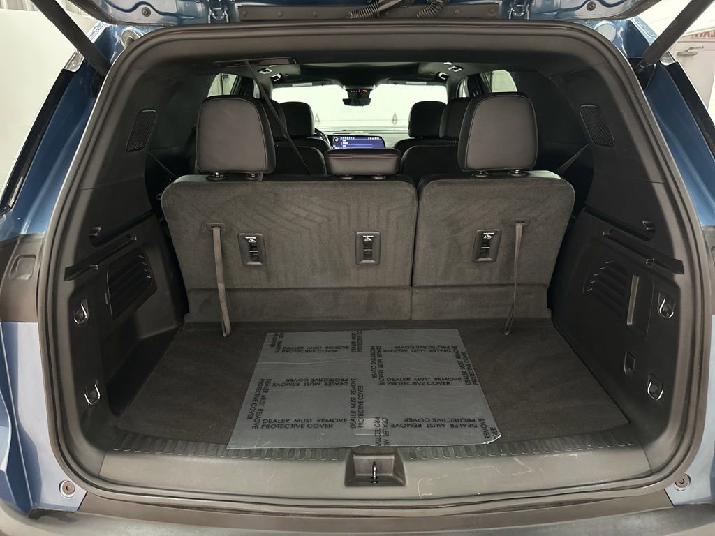 Used 2025 Chevrolet Traverse Z71 w/ Enhanced Driving Package image 38
