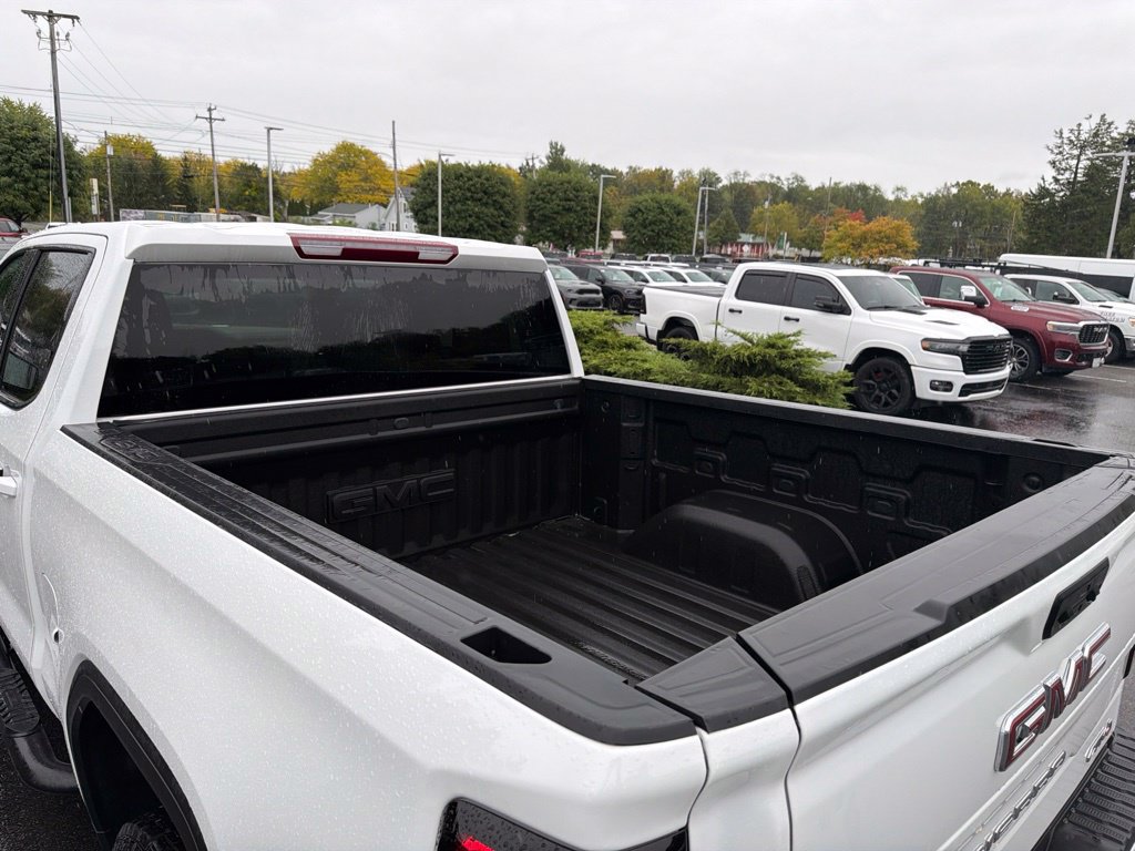 Used 2025 GMC Sierra 1500 AT4 AWD/4WD image 19