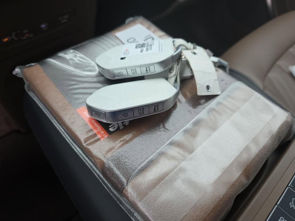 Certified 2024 Kia EV9 GT-Line image 19