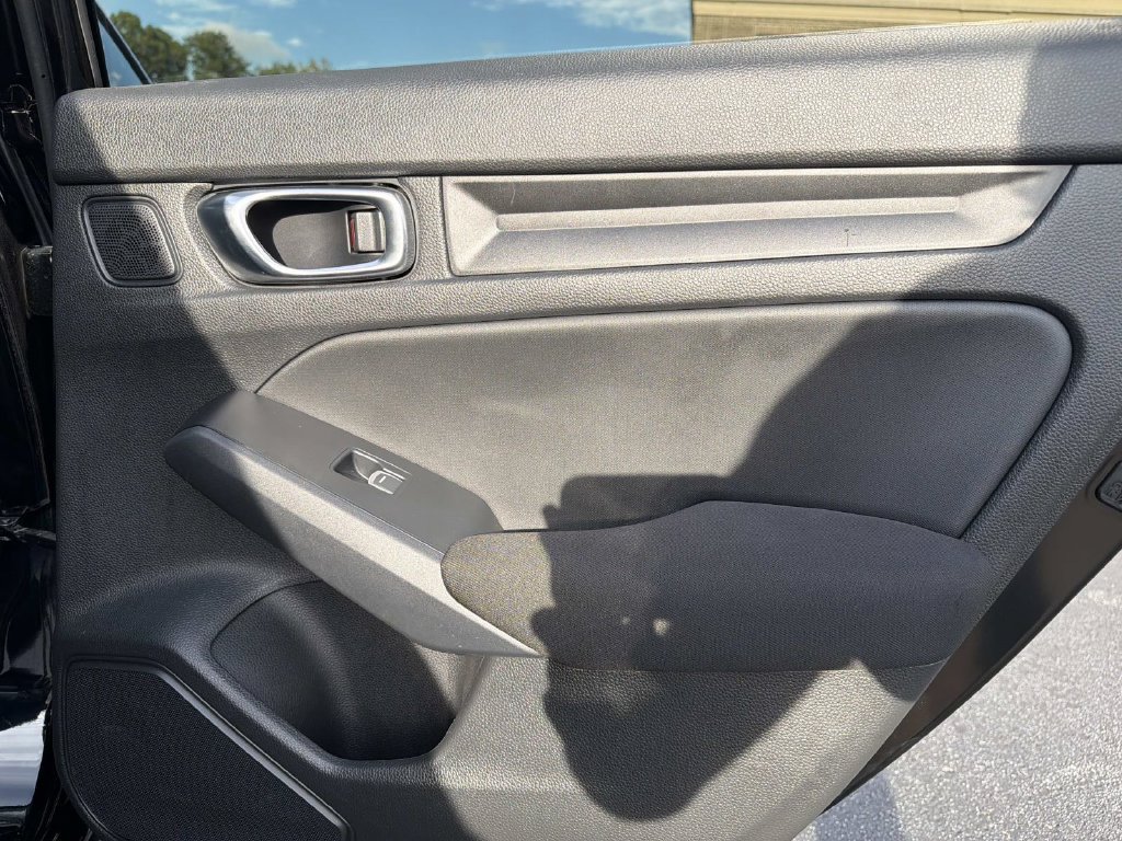 Used 2025 Honda Civic Sport image 21