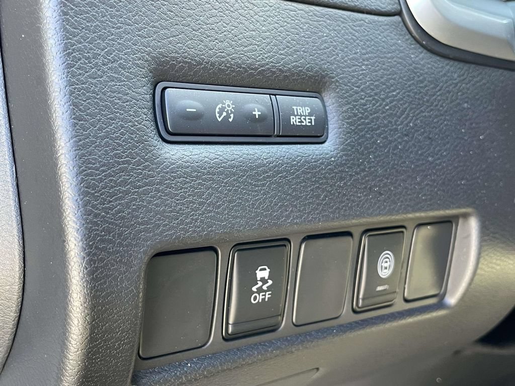 Used 2024 Nissan Murano SV w/ SV Midnight Edition Package FWD image 27
