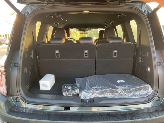 New 2026 Nissan Armada SL w/ Captain's Chari Seat Package image 8