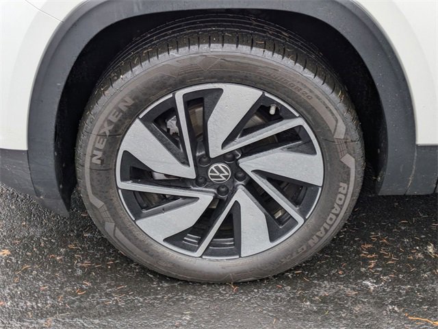 Used 2024 Volkswagen Atlas SEL image 30