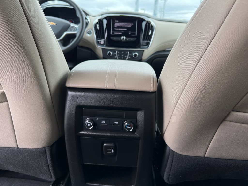 Used 2023 Nissan Pathfinder SL AWD/4WD image 19
