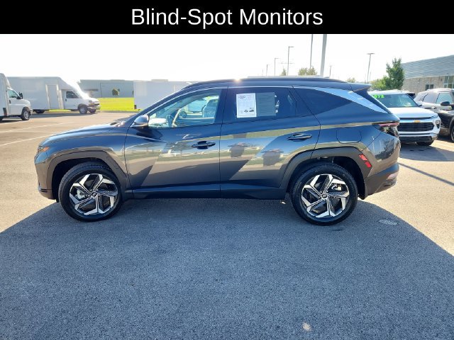 Used 2023 Hyundai Tucson Limited w/ Cargo Package AWD/4WD image 4