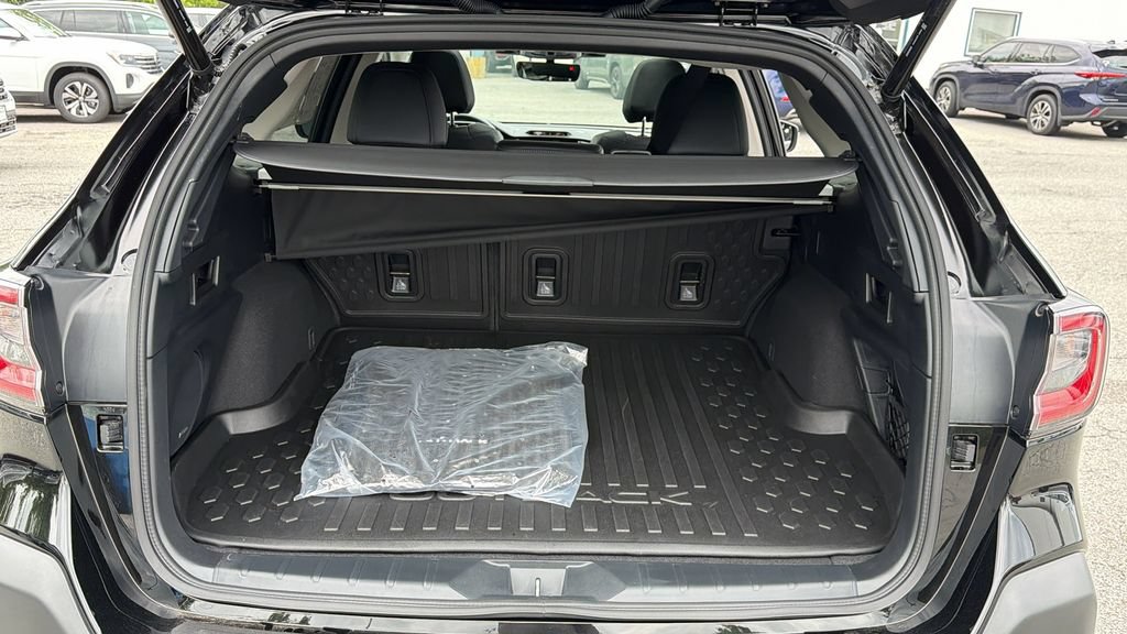 Certified 2025 Subaru Outback Limited AWD/4WD image 13