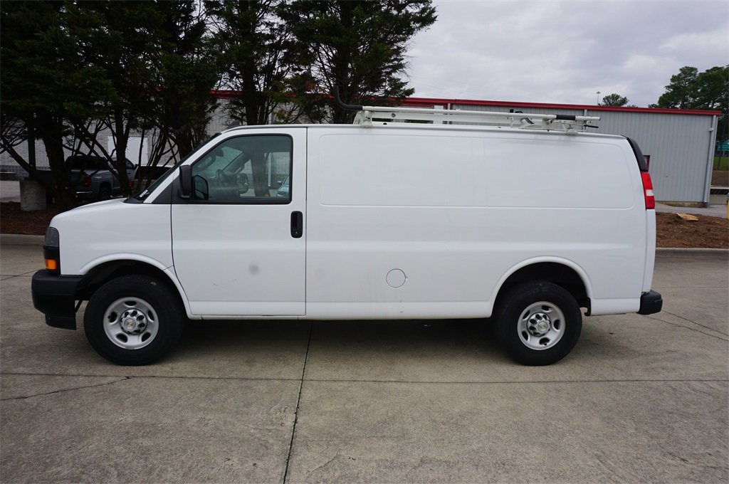Used 2022 Chevrolet Express 2500 w/ Driver Convenience Package image 15
