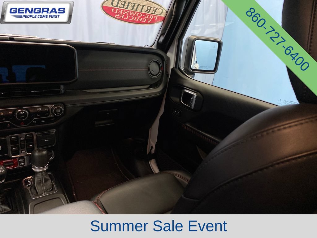 Used 2024 Jeep Gladiator Rubicon AWD/4WD image 27