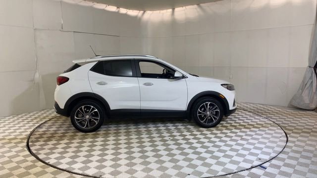 Certified 2023 Buick Encore GX Select w/ Safety Package II image 9