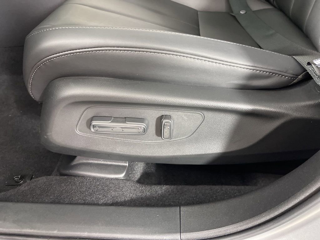 Certified 2025 Acura ADX FWD image 23
