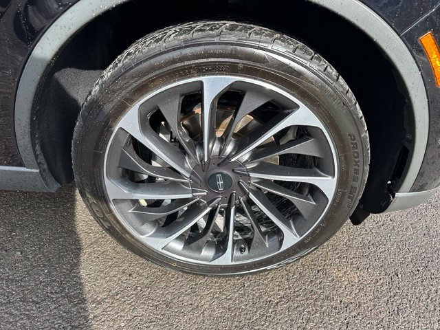 Used 2023 Lincoln Aviator Reserve w/ Equipment Group 201A AWD/4WD image 12