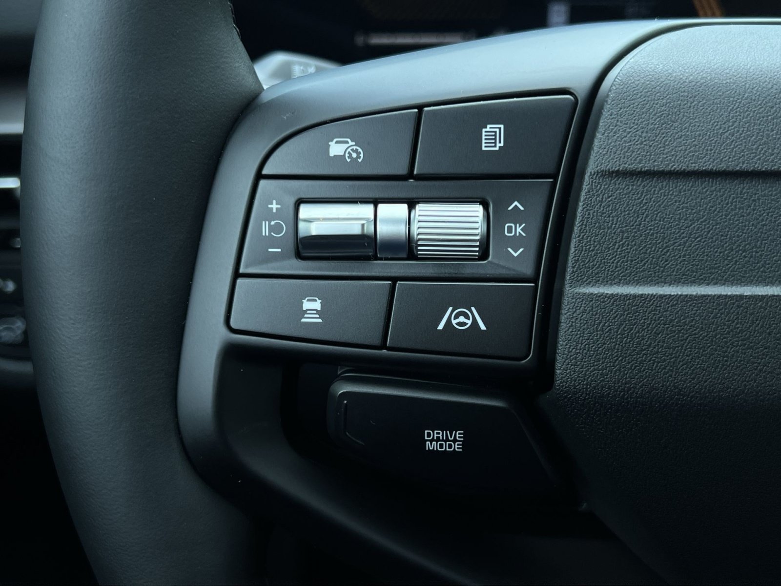 New 2026 Kia Sportage EX AWD/4WD image 22