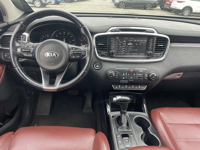 Used 2018 Kia Sorento SX image 16