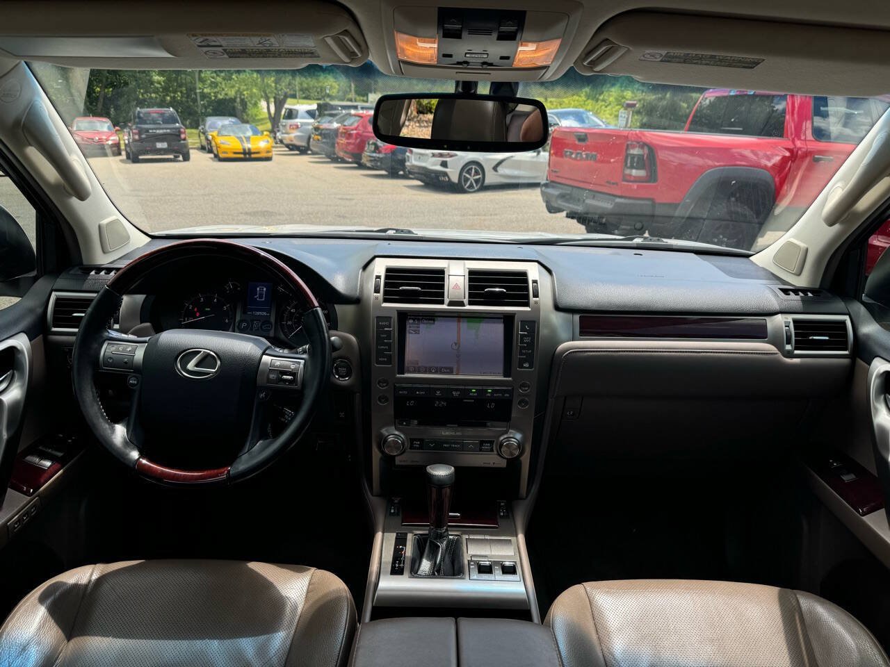 Used 2014 Lexus GX 460 w/ Premium Package AWD/4WD image 30