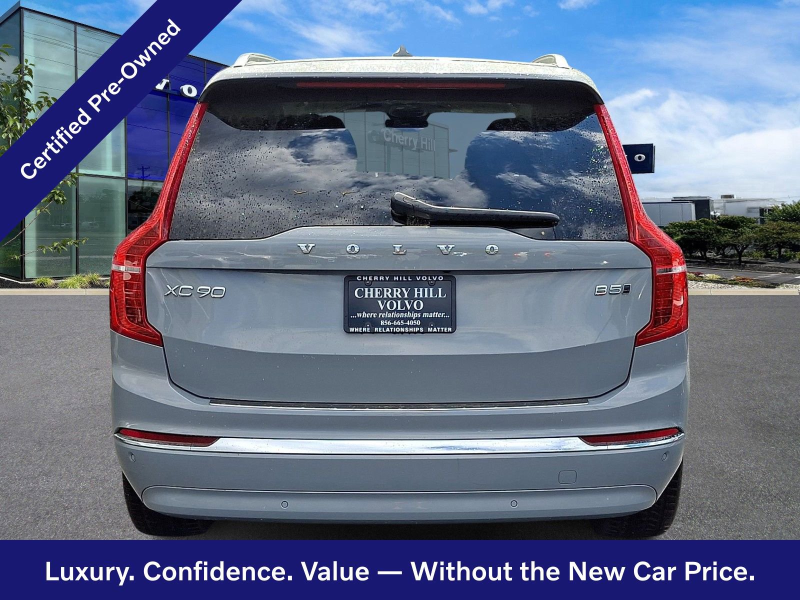 Certified 2024 Volvo XC90 B5 Plus AWD/4WD image 6