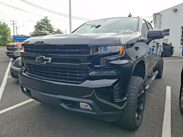 Used 2021 Chevrolet Silverado 1500 RST AWD/4WD image 3