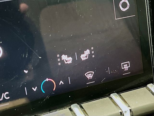 Used 2025 GMC Terrain Elevation image 21