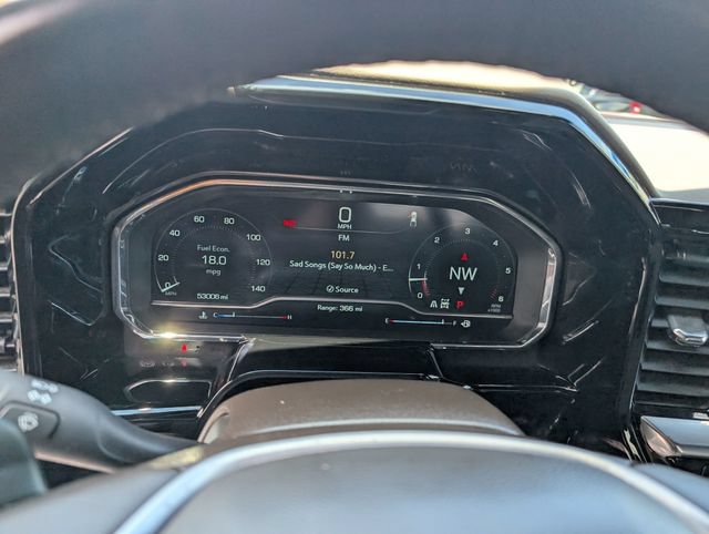 Used 2023 GMC Sierra 1500 SLT w/ SLT Premium Package AWD/4WD image 24