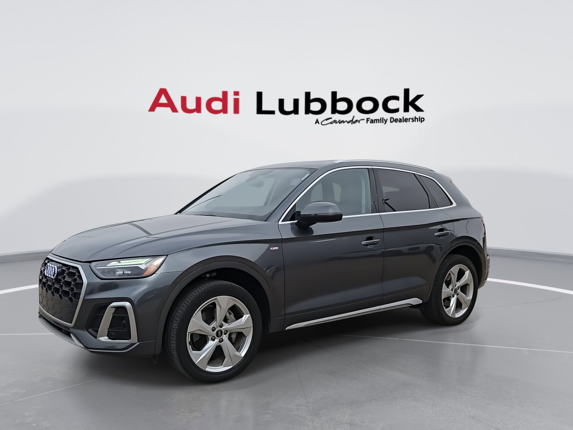 Certified 2023 Audi Q5 2.0T Premium Plus w/ Premium Plus Package AWD/4WD image 4