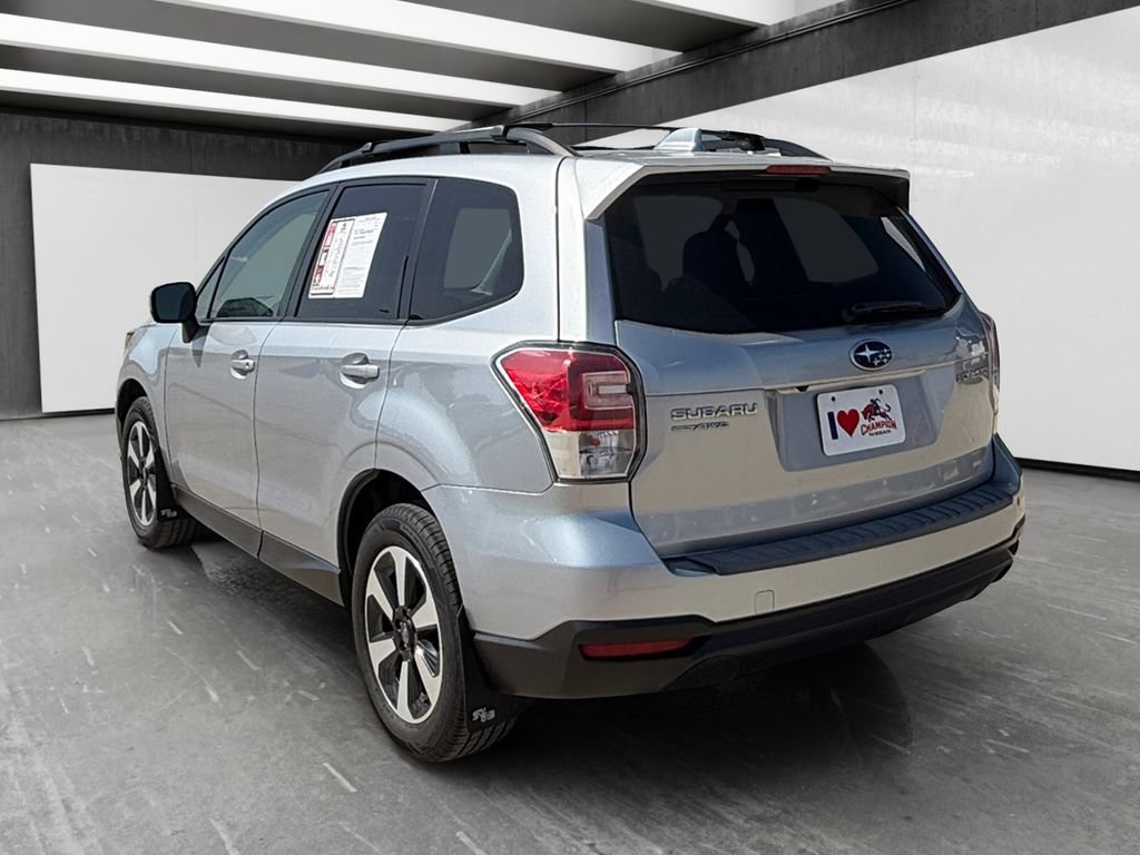 Used 2018 Subaru Forester 2.5i Premium w/ All-Weather Package AWD/4WD image 3