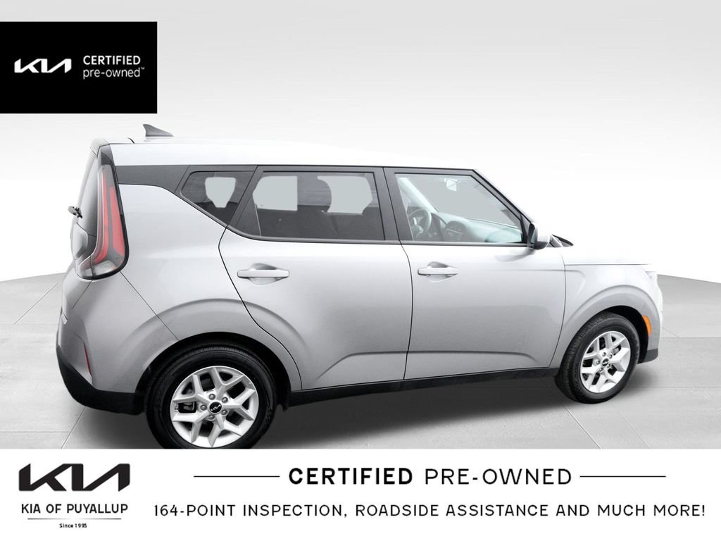 Certified 2025 Kia Soul LX FWD image 5